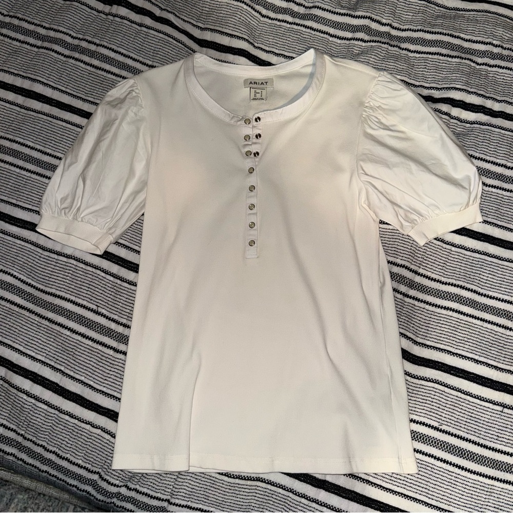 Ariat women's puff-sleeve Henley top